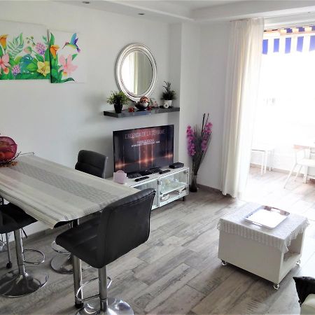 Sunset Apartment With Sea View And Free Wifi In The Heart Of Las Americas Плая де лас Америкас Екстериор снимка