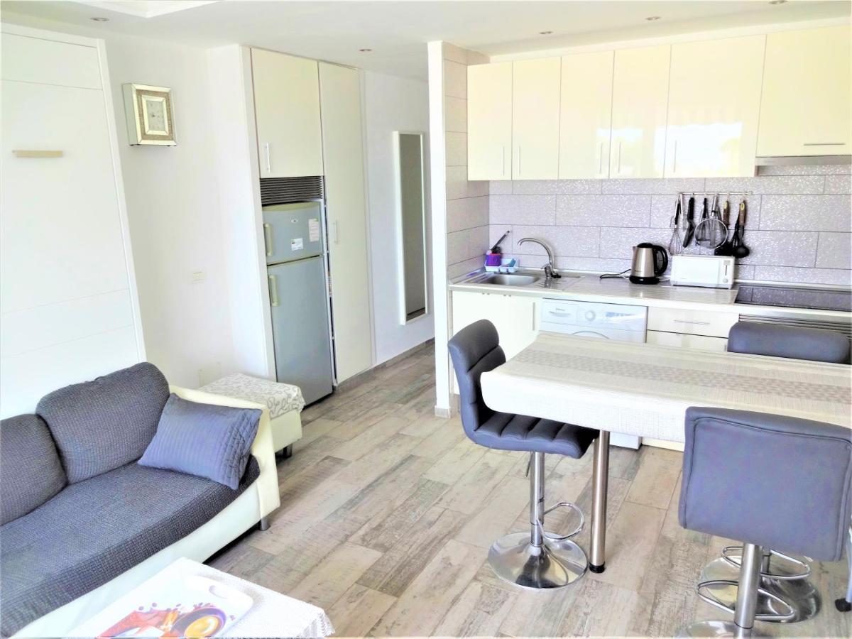 Sunset Apartment With Sea View And Free Wifi In The Heart Of Las Americas Плая де лас Америкас Екстериор снимка
